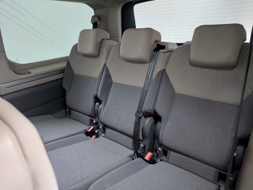 Fahrzeugabbildung Volkswagen T7 Multivan Edition Lang|Deutsch Fzg|UNFALLFREI