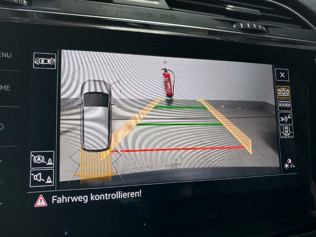 Fahrzeugabbildung Volkswagen Touran Comfortline|Deutsches Fzg|7 SITZ|ACC|AHK