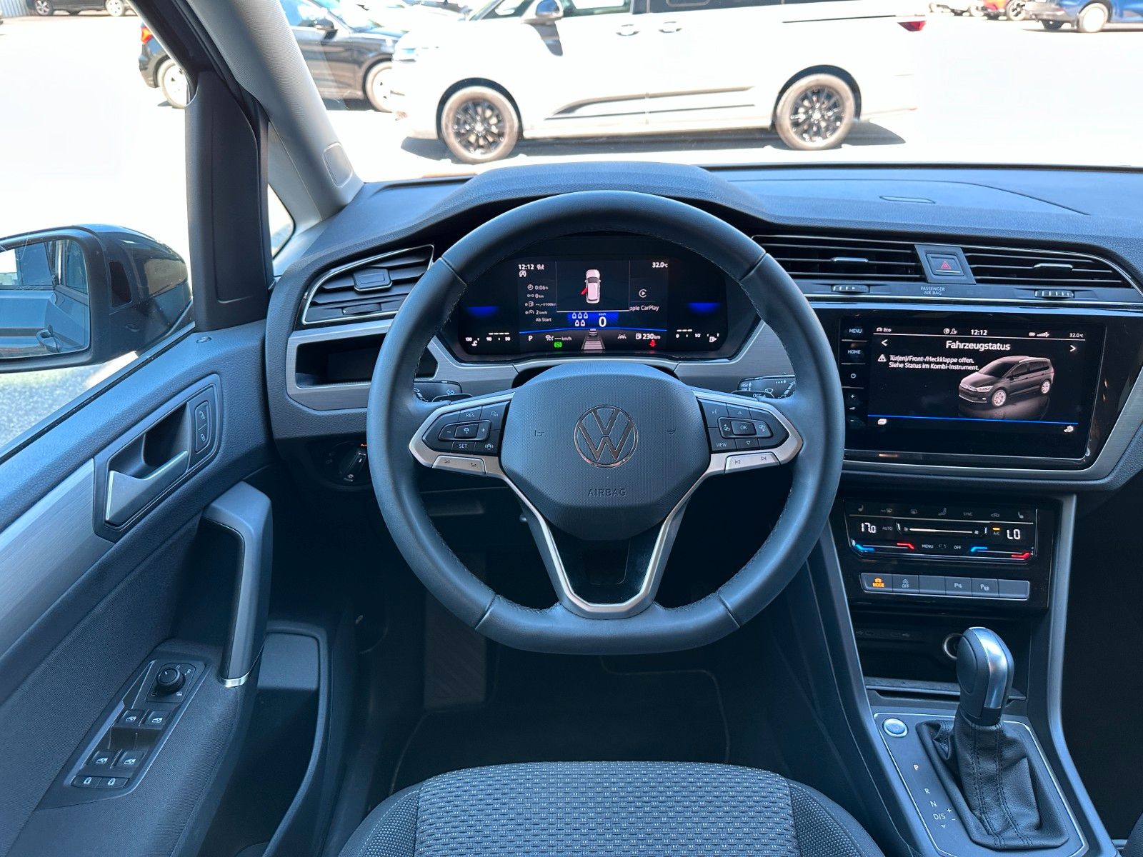 Fahrzeugabbildung Volkswagen Touran Comfortl|Deutsch Fzg|7 SITZ|UNFALLFR|AHK