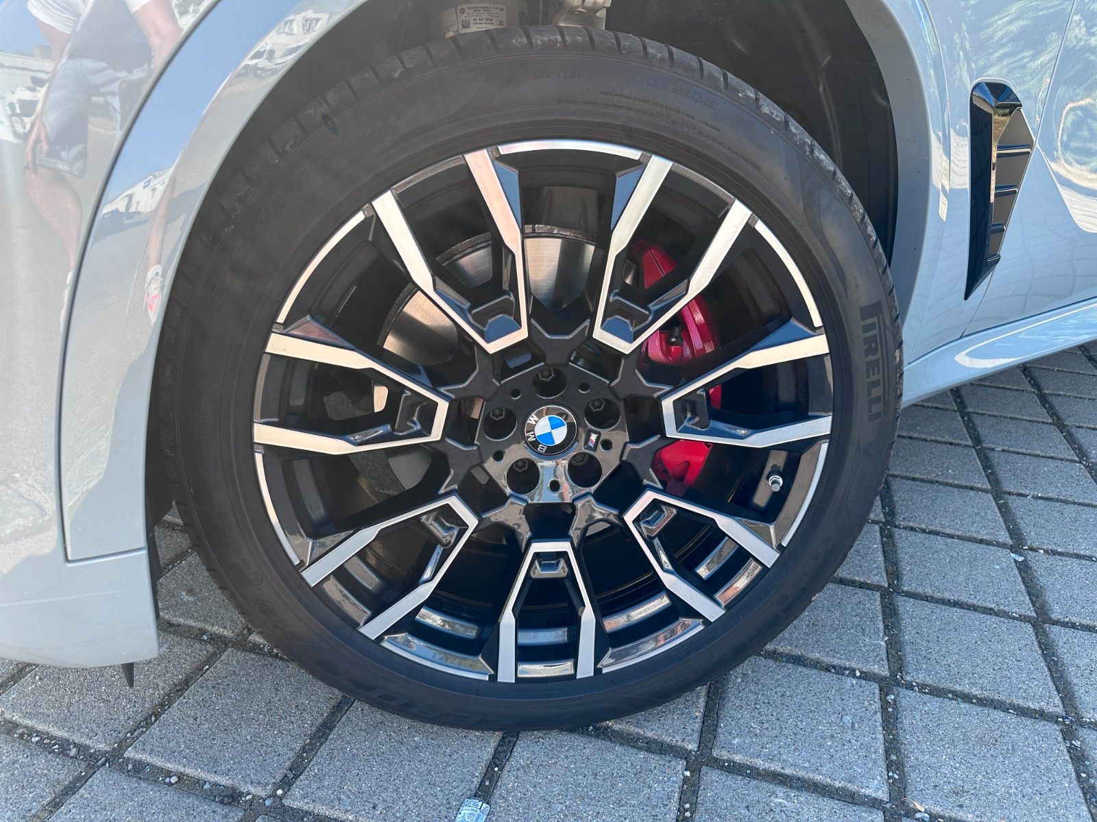 Fahrzeugabbildung BMW X5 30 d xDrive M Sport |Mwst Ausw|UNFALLFREI|B&W