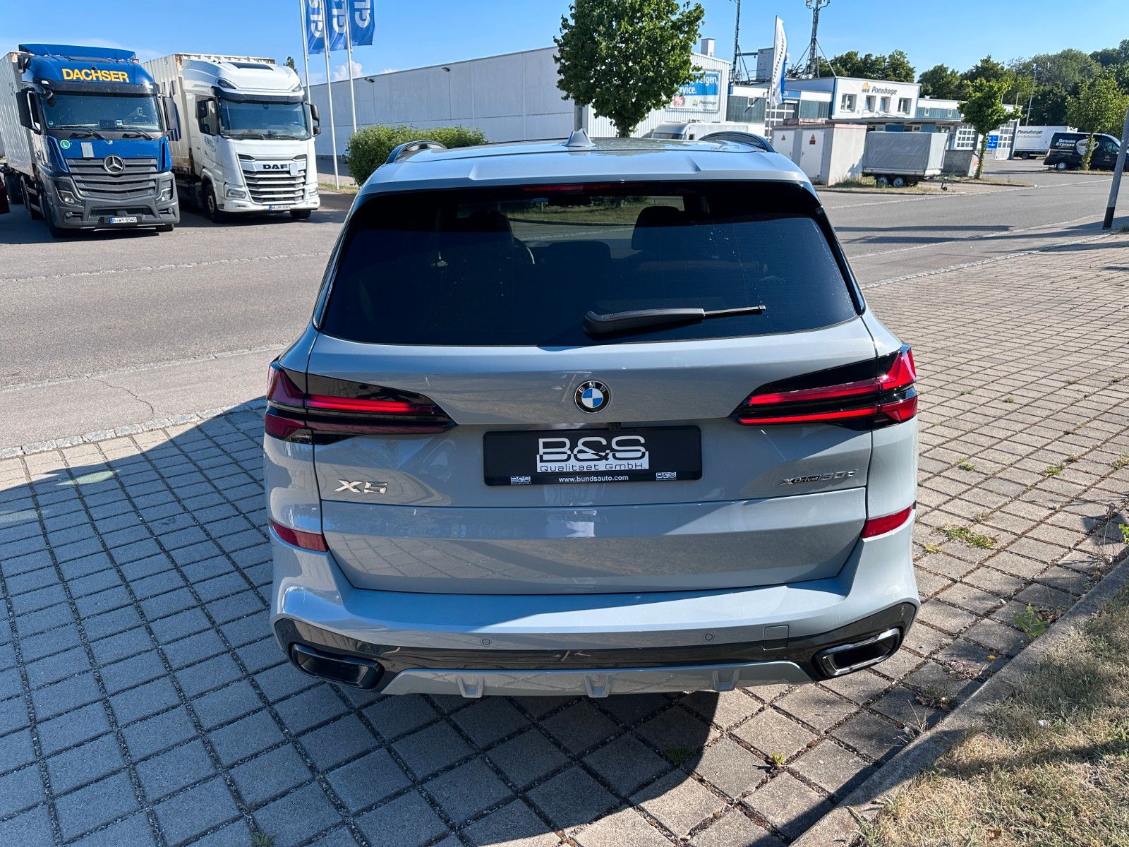 Fahrzeugabbildung BMW X5 30 d xDrive M Sport |Mwst Ausw|UNFALLFREI|B&W