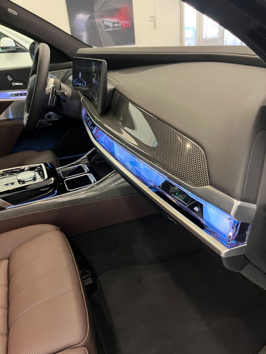 Fahrzeugabbildung BMW 740 d xDr M Sport |VOLLAUSSTATTUNG|MWST AUSWB.|