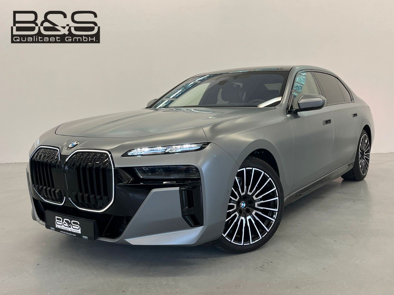 Fahrzeugabbildung BMW 740 d xDr M Sport |VOLLAUSSTATTUNG|MWST AUSWB.|