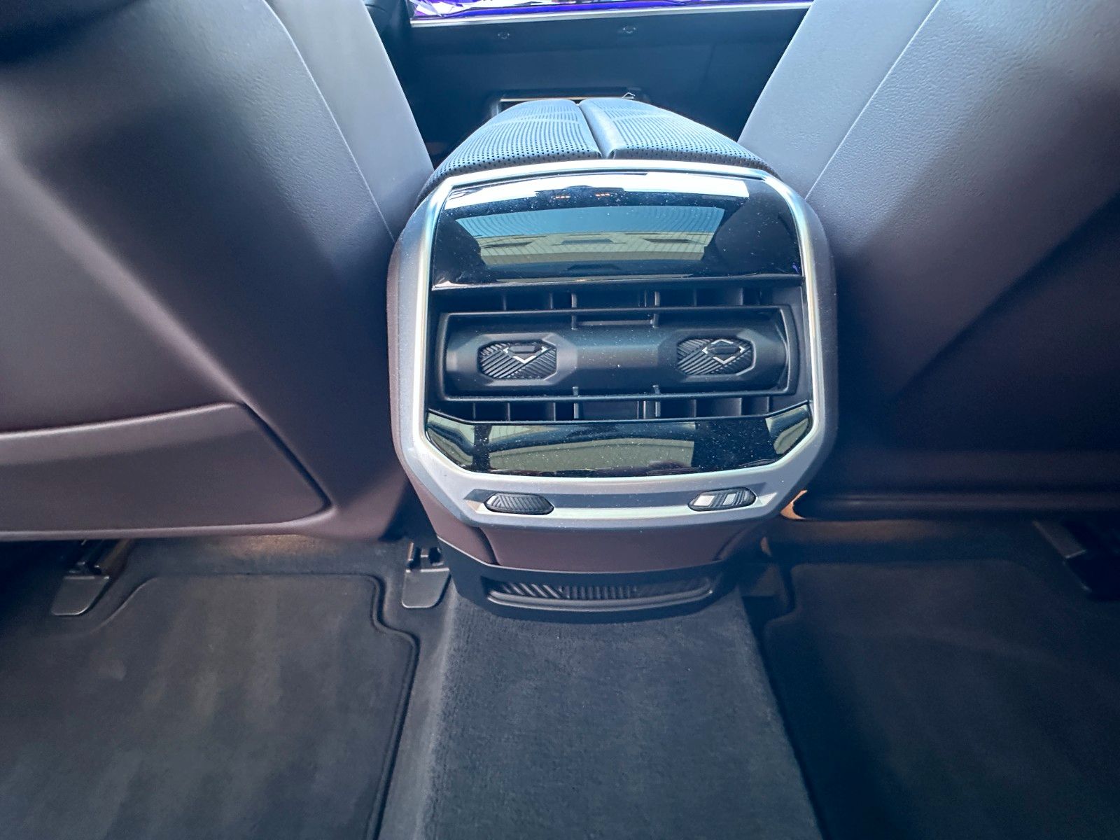 Fahrzeugabbildung BMW 740 d xDr M Sport |VOLLAUSSTATTUNG|MWST AUSWB.|