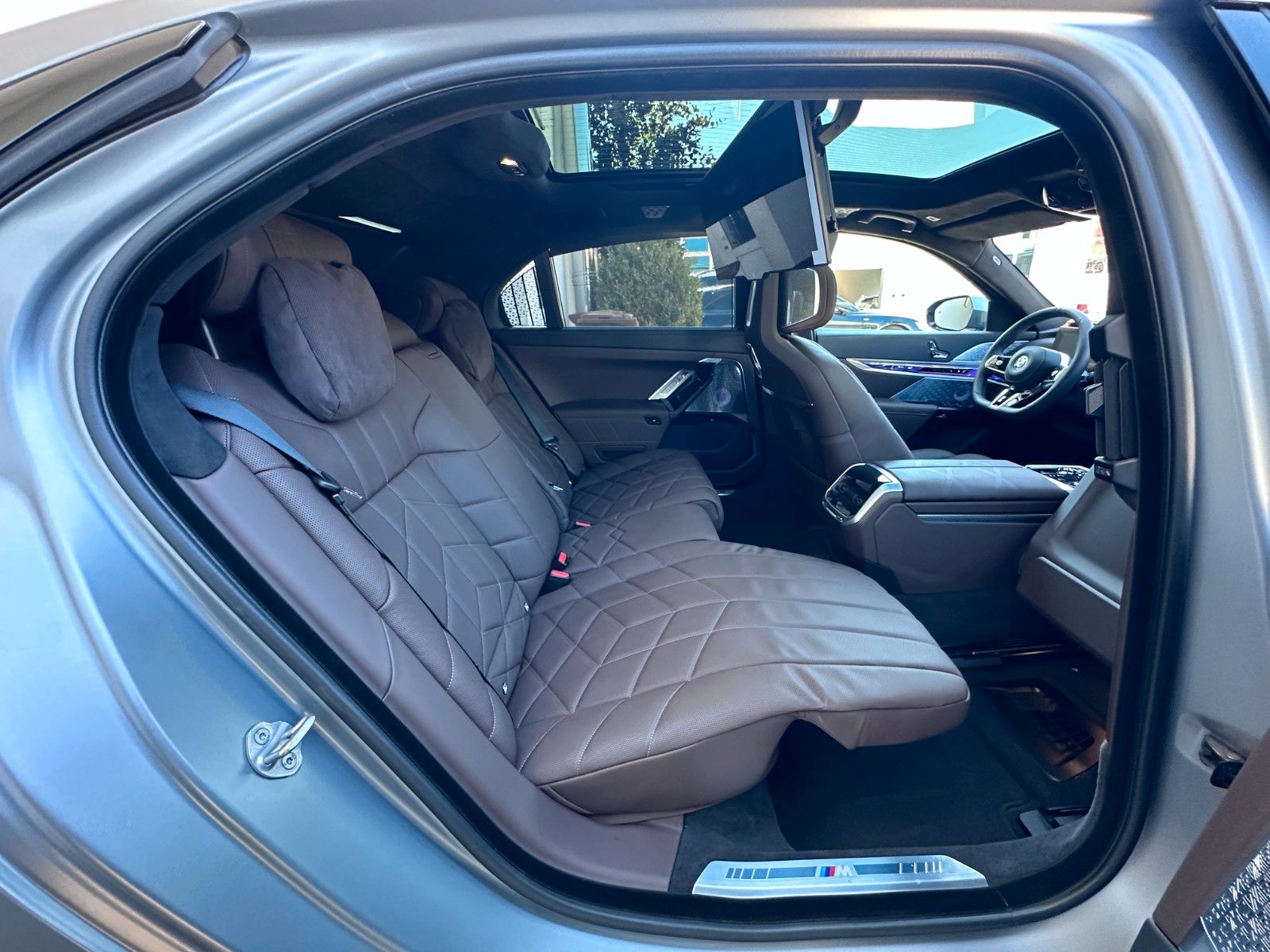 Fahrzeugabbildung BMW 740 d xDr M Sport |VOLLAUSSTATTUNG|MWST AUSWB.|