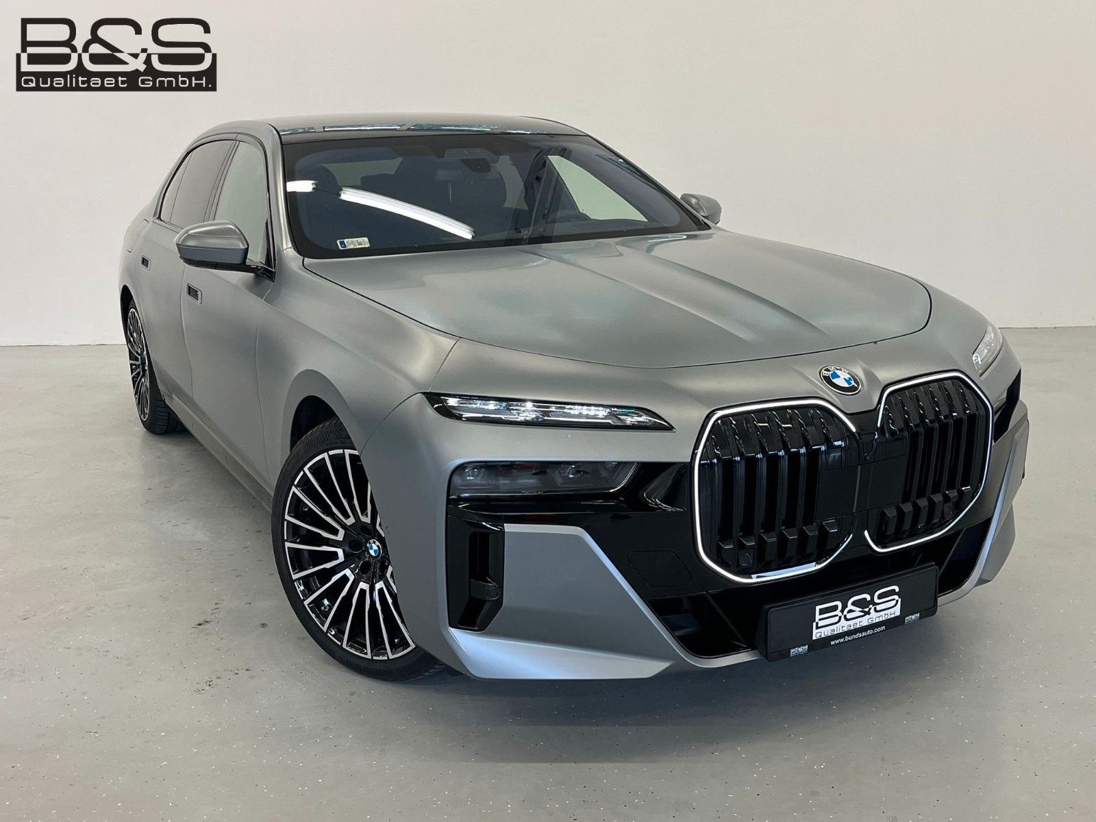 Fahrzeugabbildung BMW 740 d xDr M Sport |VOLLAUSSTATTUNG|MWST AUSWB.|