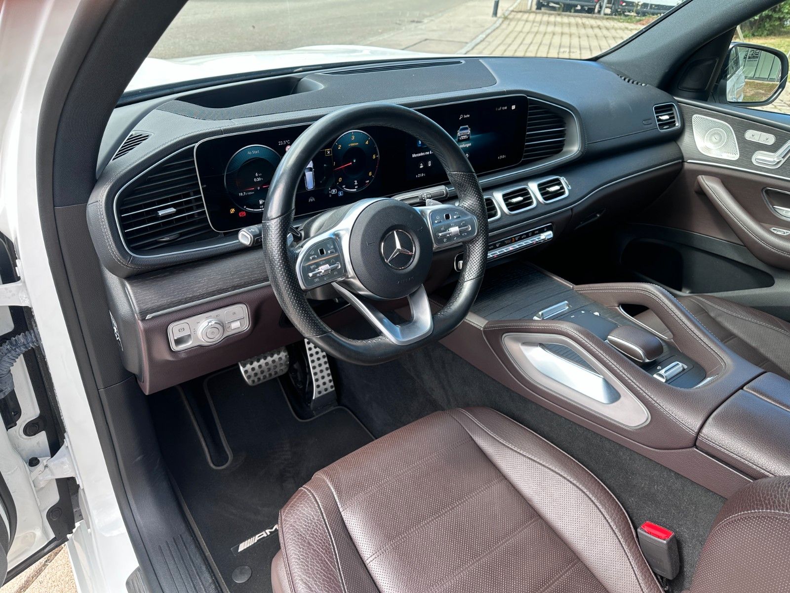 Fahrzeugabbildung Mercedes-Benz GLS 400 d 4Matic AMG|BURM|AIRMATIC|HUD|AHK|PANO|