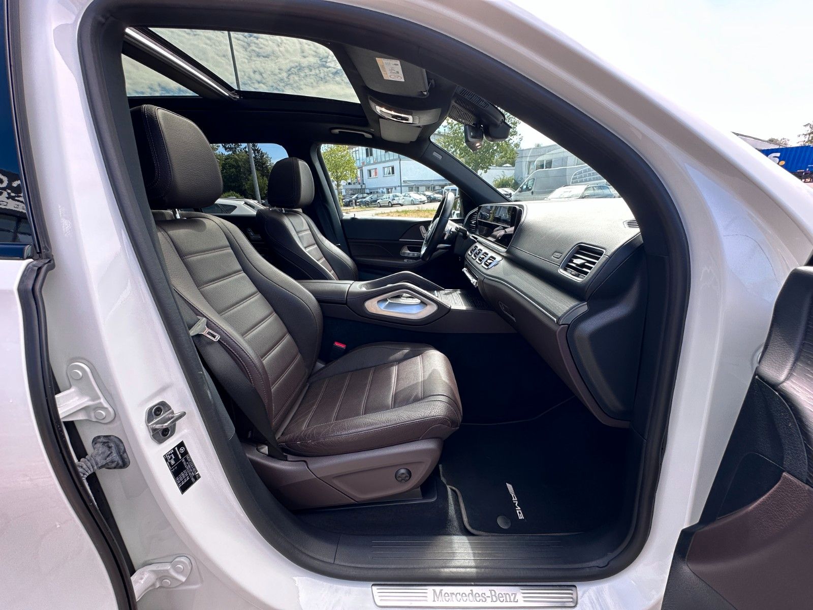 Fahrzeugabbildung Mercedes-Benz GLS 400 d 4Matic AMG|BURM|AIRMATIC|HUD|AHK|PANO|