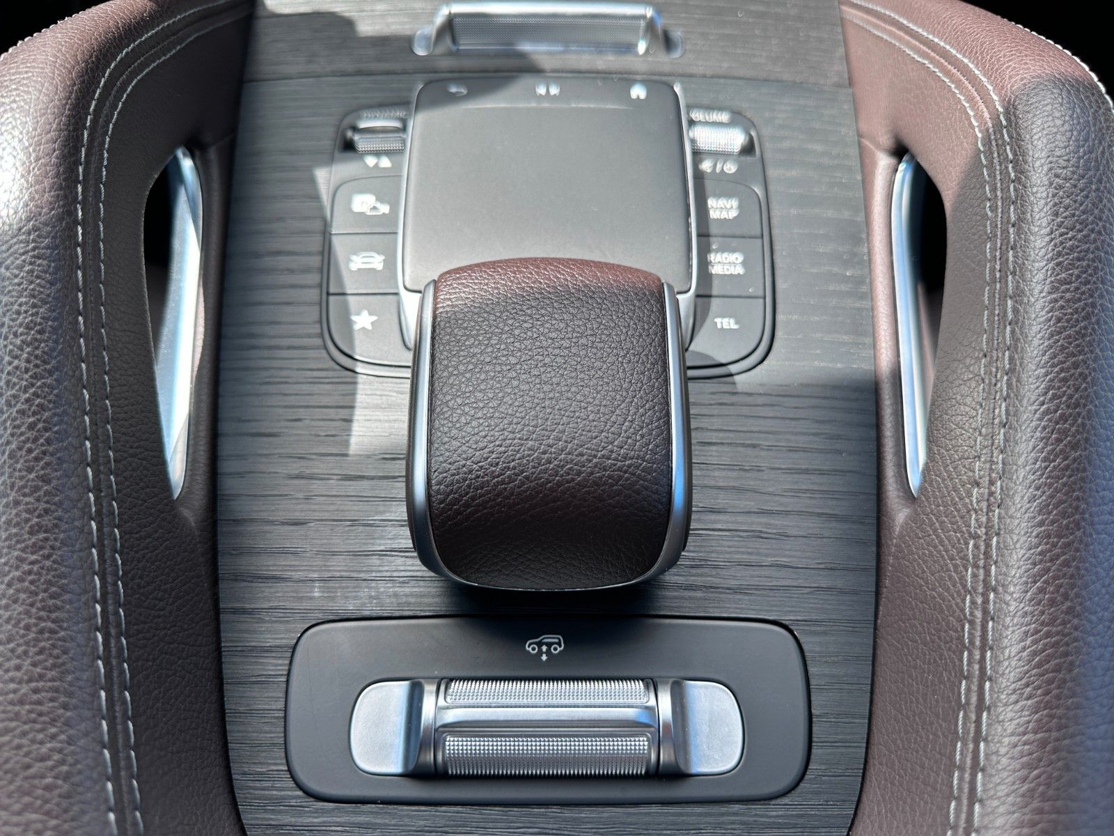 Fahrzeugabbildung Mercedes-Benz GLS 400 d 4Matic AMG|BURM|AIRMATIC|HUD|AHK|PANO|