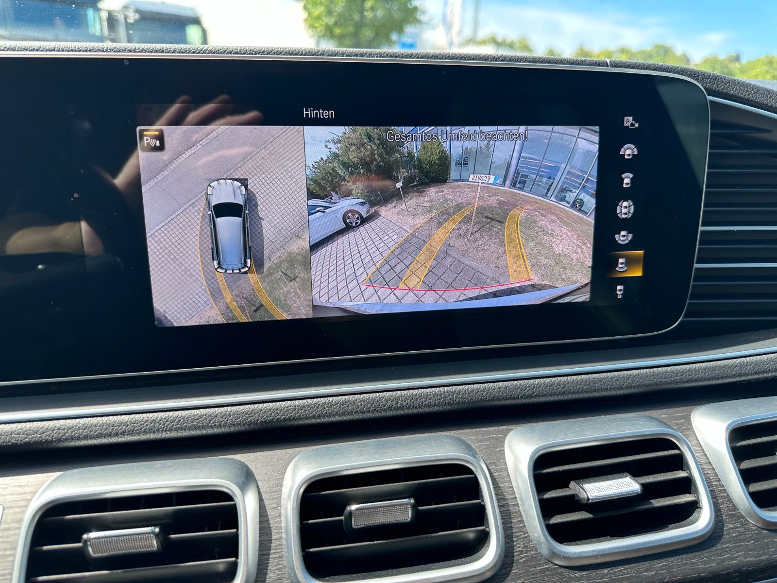 Fahrzeugabbildung Mercedes-Benz GLS 400 d 4Matic AMG|BURM|AIRMATIC|HUD|AHK|PANO|