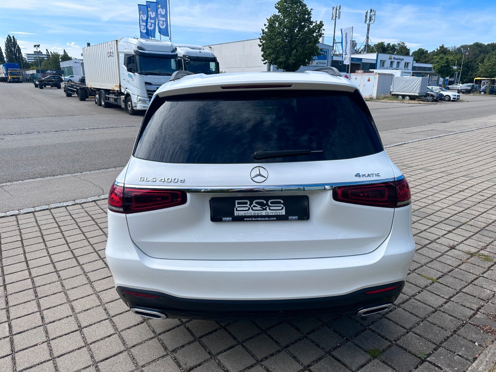 Fahrzeugabbildung Mercedes-Benz GLS 400 d 4Matic AMG|BURM|AIRMATIC|HUD|AHK|PANO|