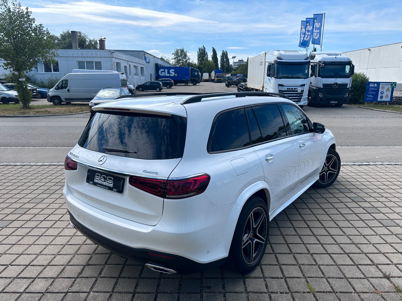 Fahrzeugabbildung Mercedes-Benz GLS 400 d 4Matic AMG|BURM|AIRMATIC|HUD|AHK|PANO|