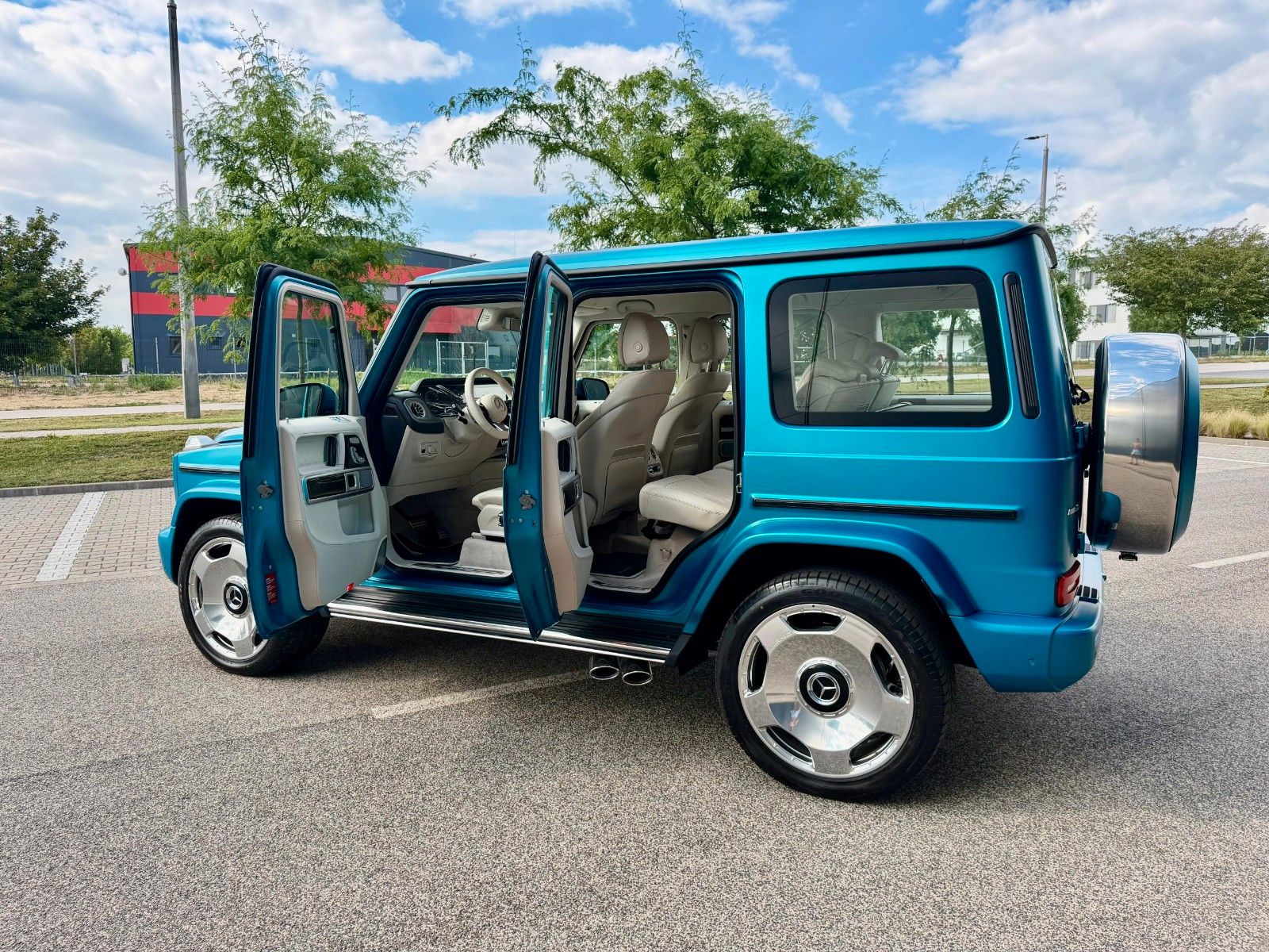 Fahrzeugabbildung Mercedes-Benz G 63 AMG | MWST AUSW. |BURM |DISTR.| 360|