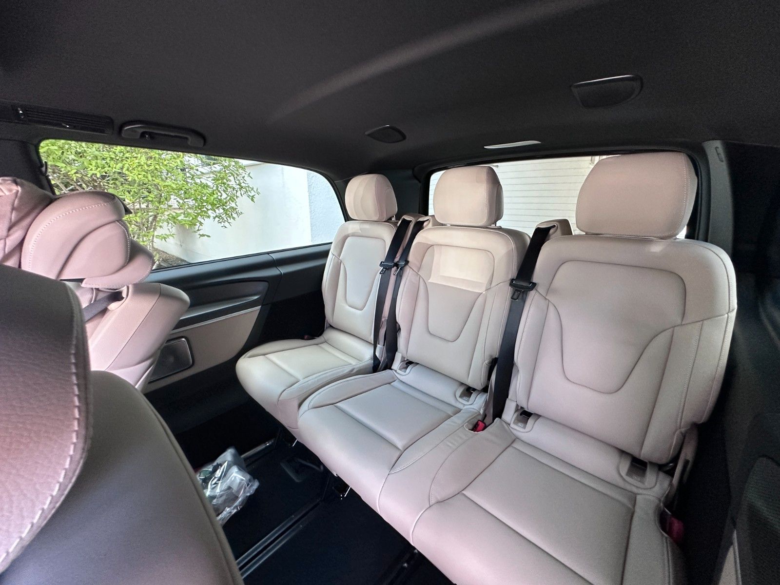 Fahrzeugabbildung Mercedes-Benz V 300 d 4MATIC EXCLUSIVE extral AMG|Luxus-Sitz|