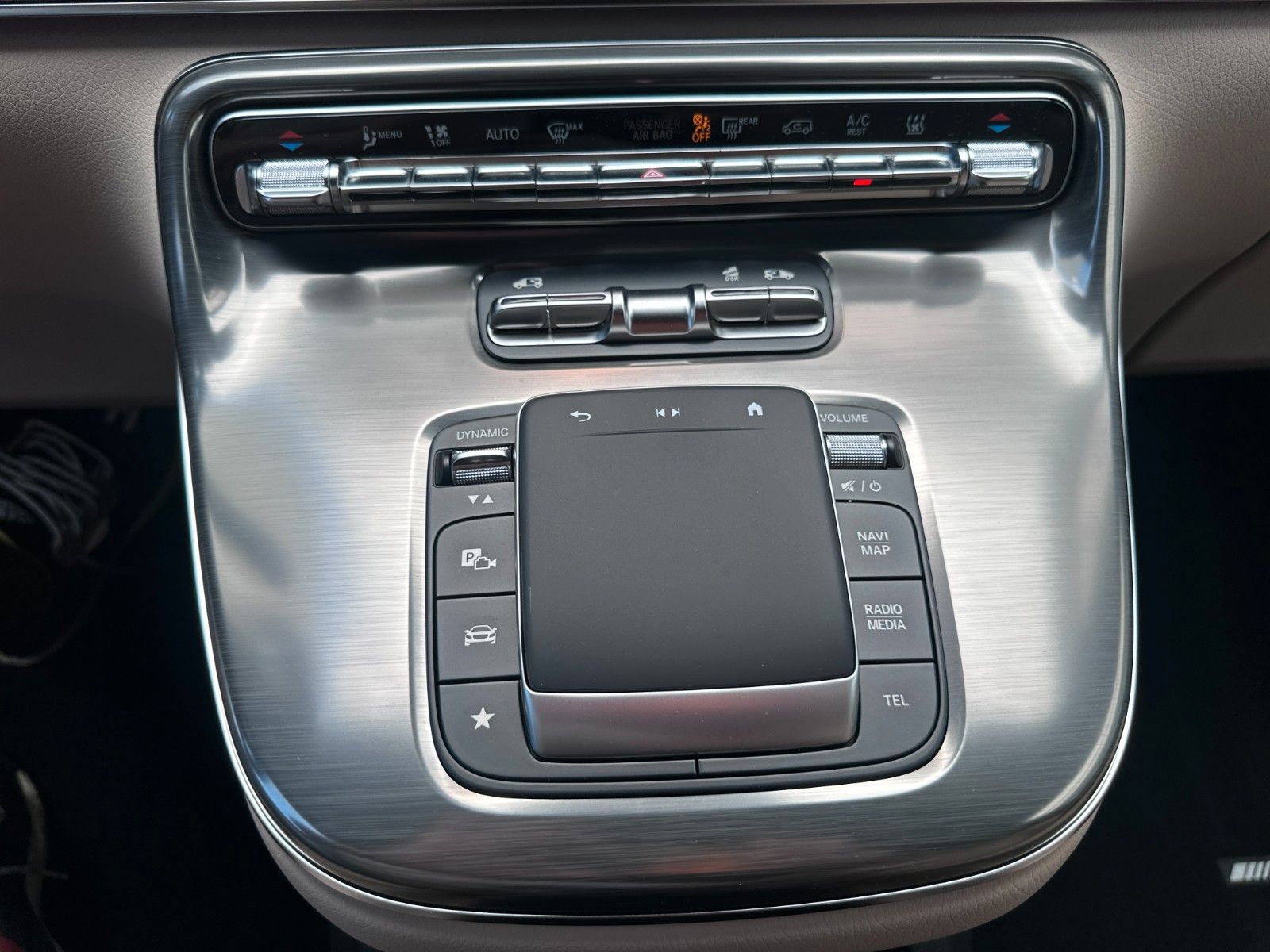 Fahrzeugabbildung Mercedes-Benz V 300 d 4MATIC EXCLUSIVE extral AMG|Luxus-Sitz|