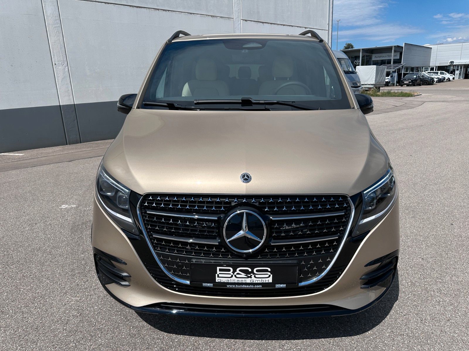 Fahrzeugabbildung Mercedes-Benz V 300 d 4MATIC EXCLUSIVE extral AMG|Luxus-Sitz|