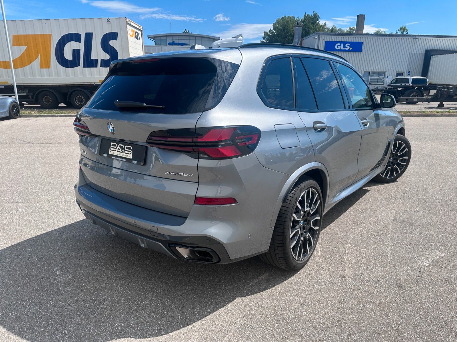Fahrzeugabbildung BMW X5 30 d xDrive M Sport | VOLL | MWST AUSW | Luft