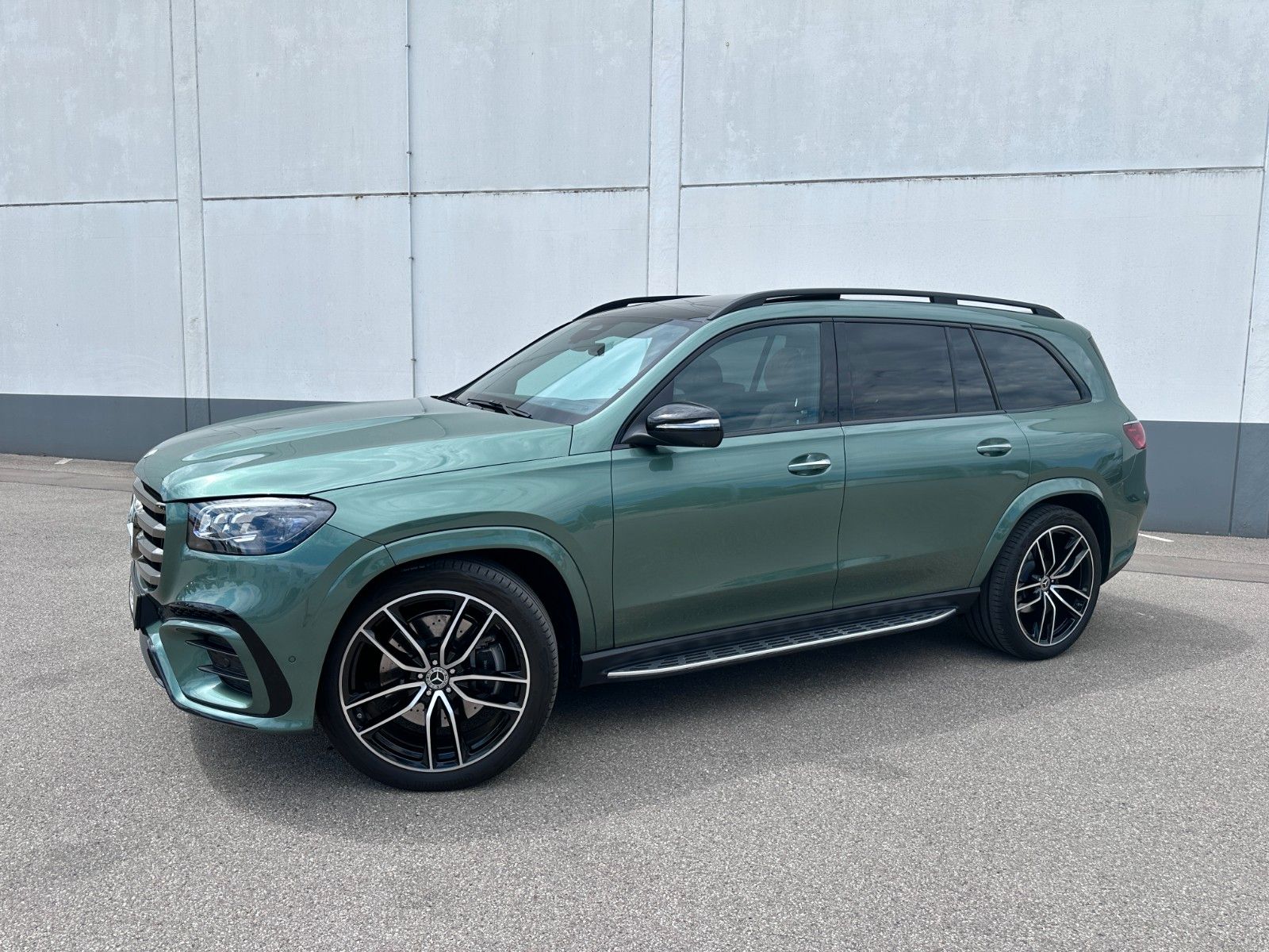 Fahrzeugabbildung Mercedes-Benz GLS 450d 4M AMG | MANUFAKTUR | VOLLAUSSTATTUNG