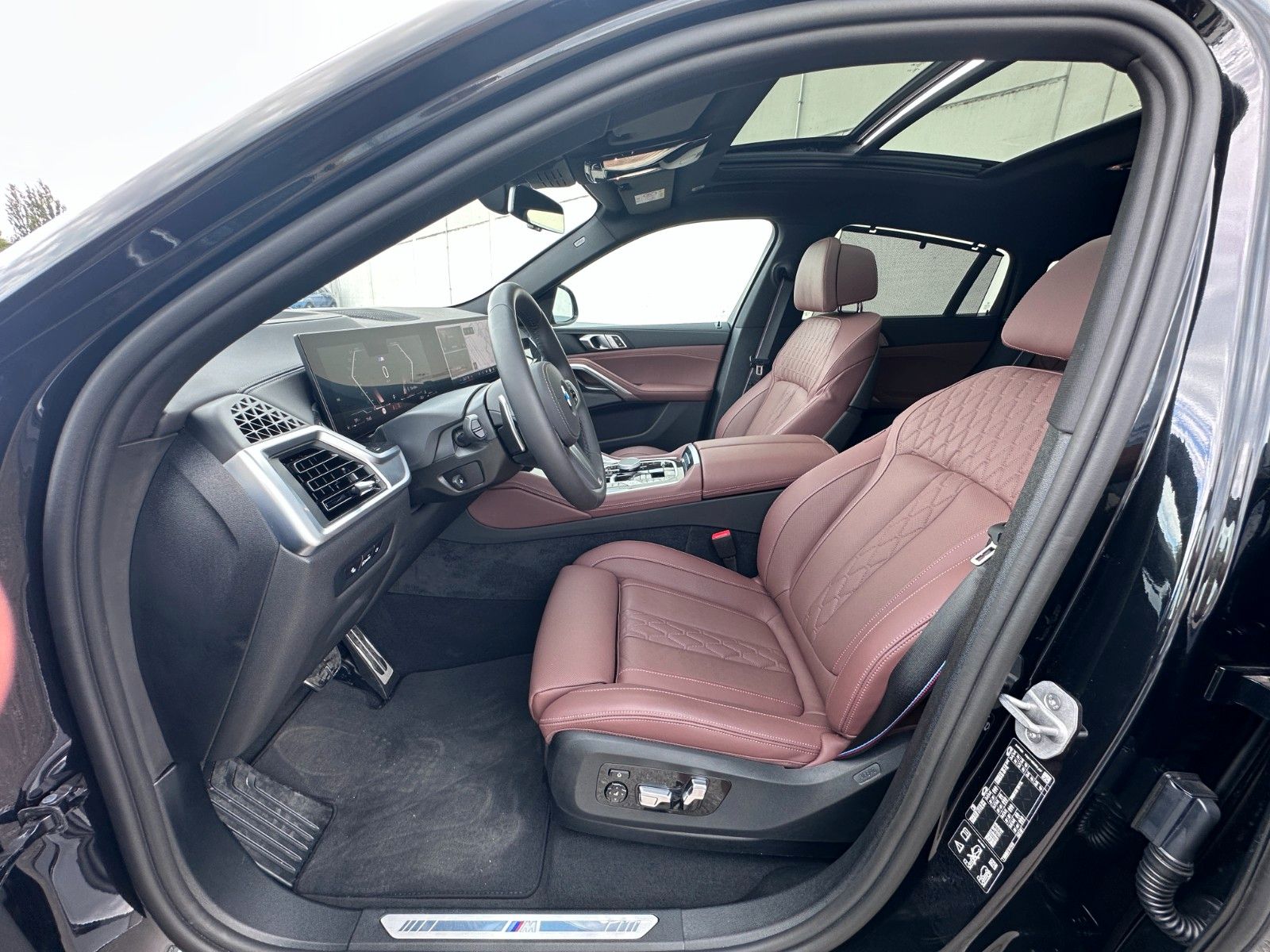 Fahrzeugabbildung BMW X6 40d xDr M Sport Pro|VOLLAUSSTATTUNG|MWST AUSW