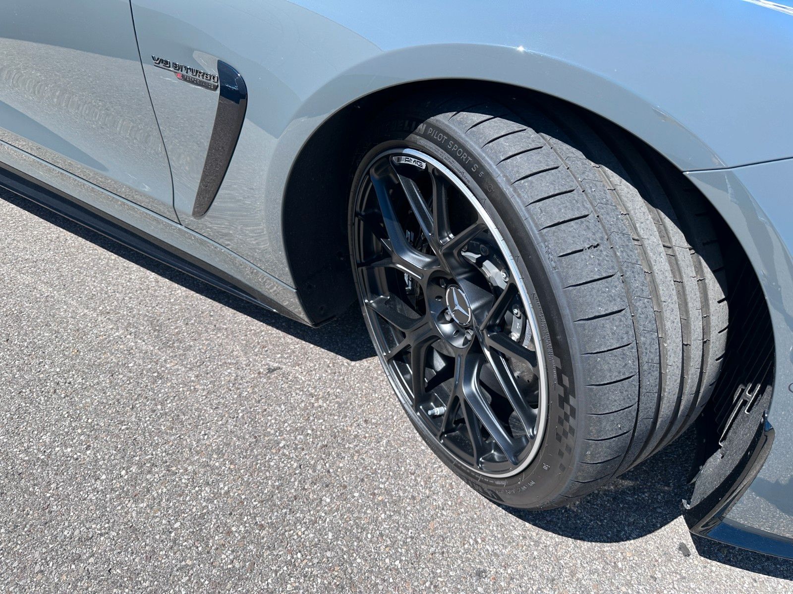 Fahrzeugabbildung Mercedes-Benz AMG GT 63 S E Perf Prem Plus|Manufaktur|VOLL|