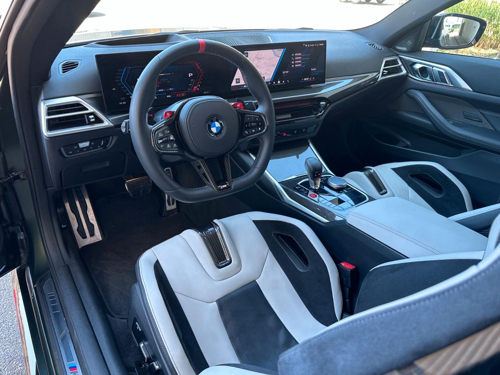 Fahrzeugabbildung BMW M4 M xDrive | Voll | Individual | BMW Garantie |