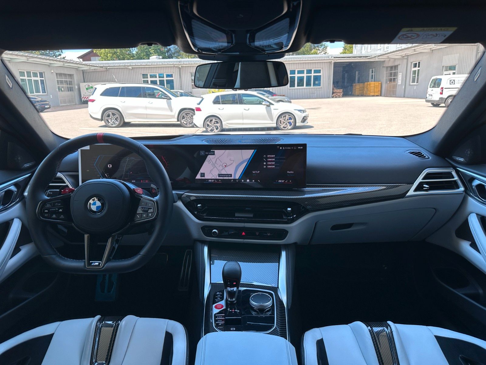 Fahrzeugabbildung BMW M4 xDrive Comp | Individual  | Race Tr | VOLL |