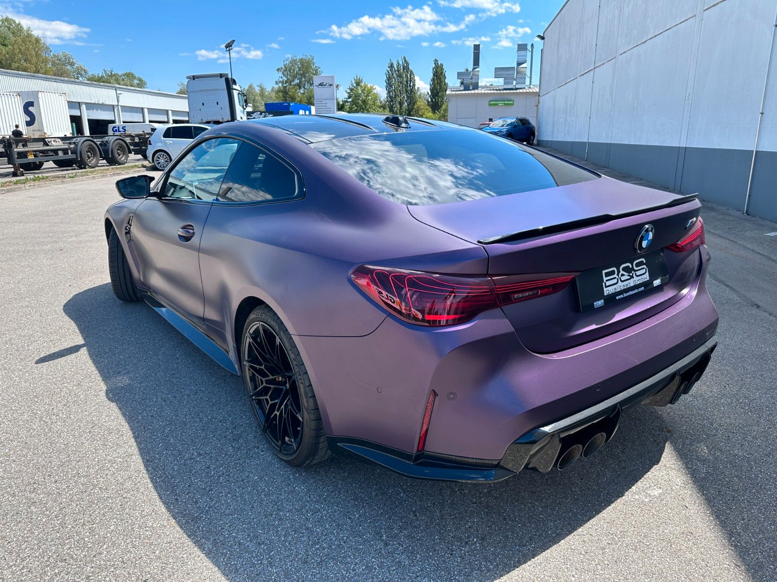 Fahrzeugabbildung BMW M4 xDrive Comp | Individual  | Race Tr | VOLL |