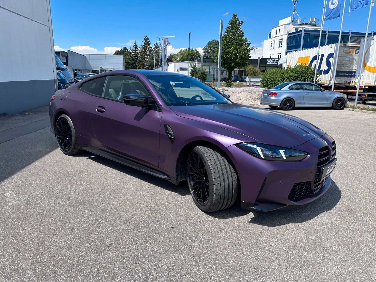 Fahrzeugabbildung BMW M4 xDrive Comp | Individual  | Race Tr | VOLL |