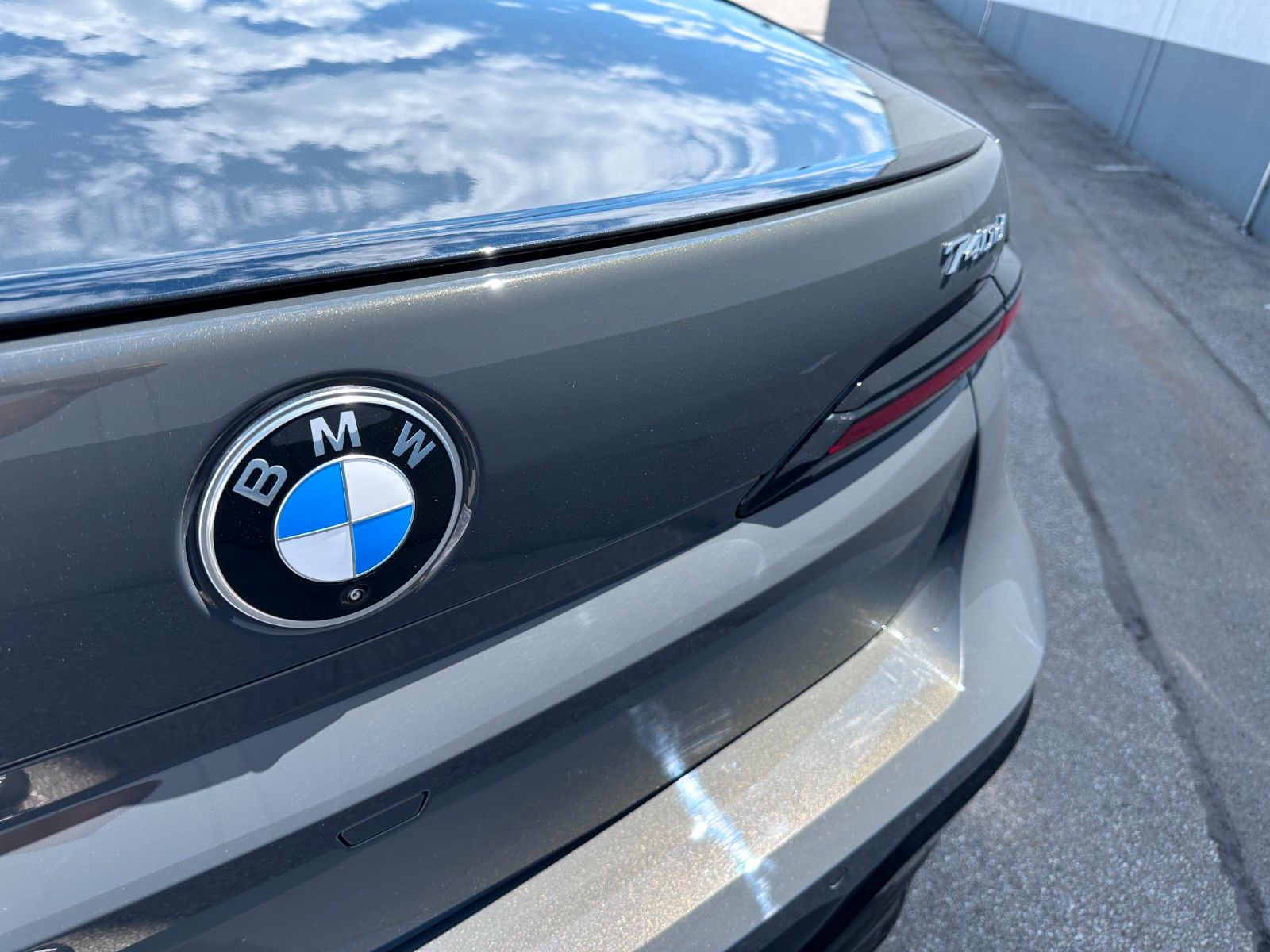 Fahrzeugabbildung BMW 740d xDr M Sport|VOLLAUSSTATTUNG|MWST AUSWB.|
