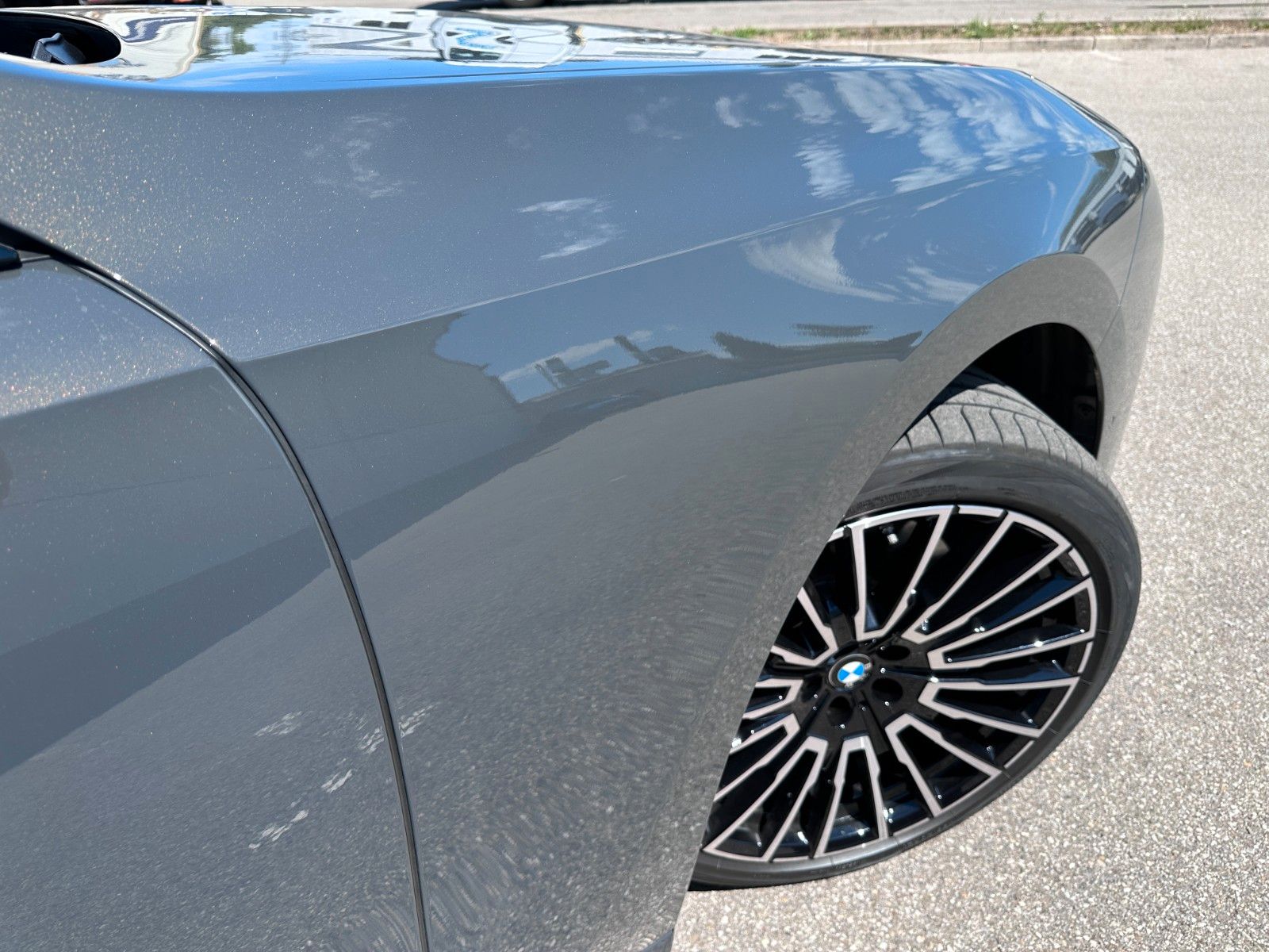 Fahrzeugabbildung BMW 740d xDr M Sport|VOLLAUSSTATTUNG|MWST AUSWB.|