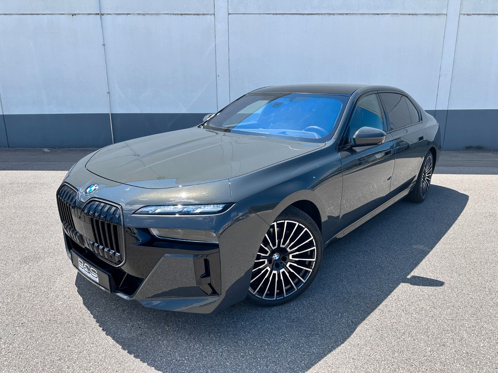Fahrzeugabbildung BMW 740d xDr M Sport|VOLLAUSSTATTUNG|MWST AUSWB.|