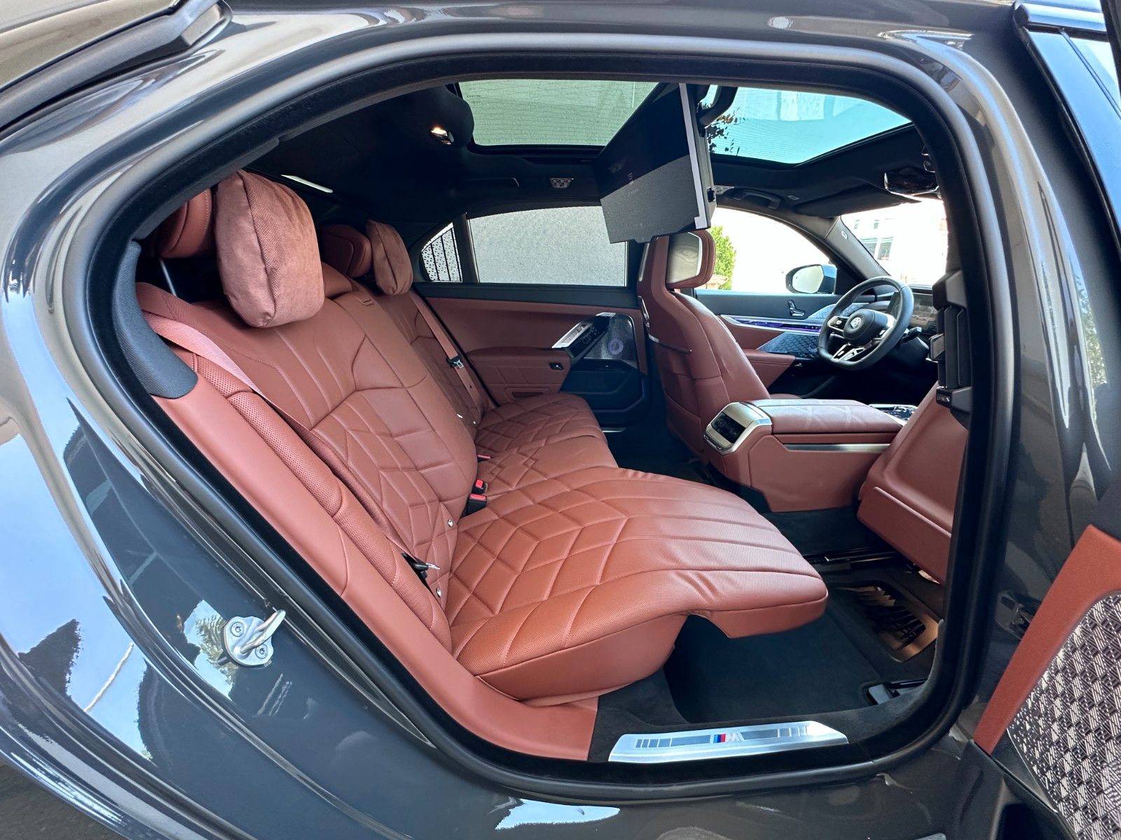 Fahrzeugabbildung BMW 740d xDr M Sport|VOLLAUSSTATTUNG|MWST AUSWB.|