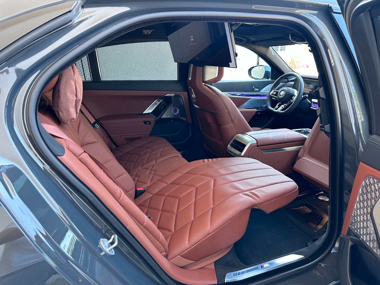 Fahrzeugabbildung BMW 740d xDr M Sport|VOLLAUSSTATTUNG|MWST AUSWB.|