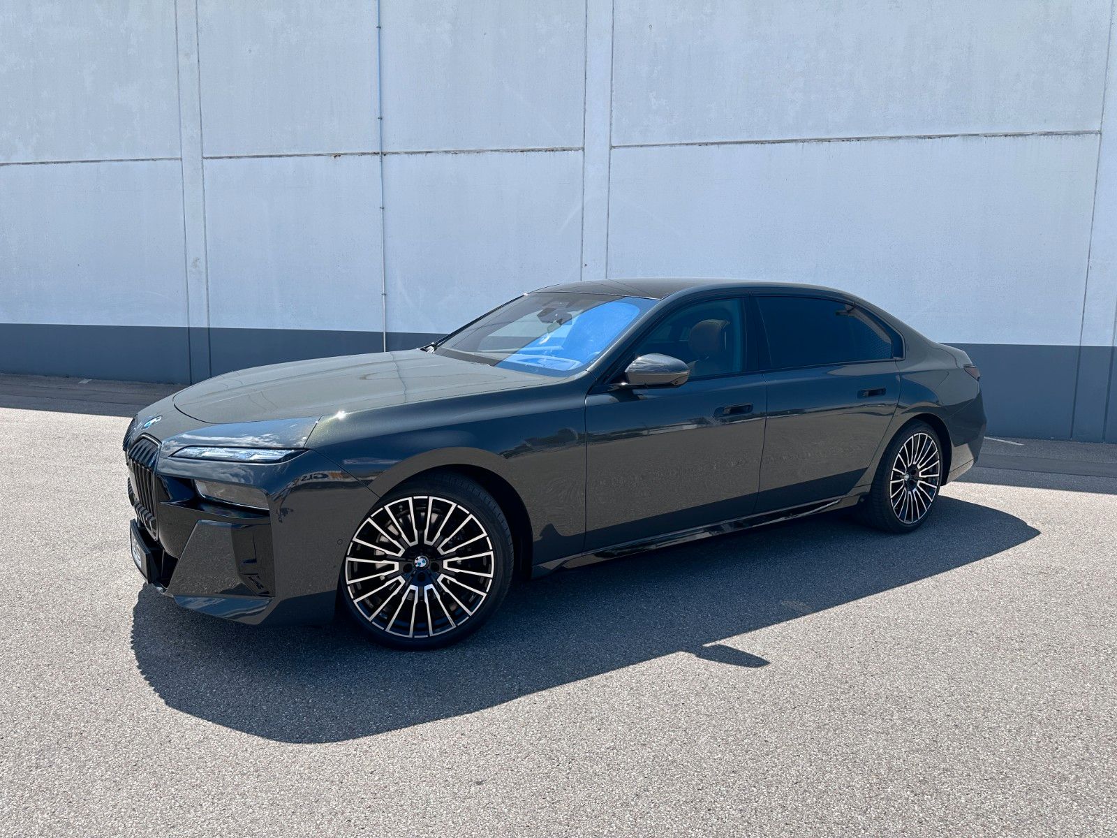 Fahrzeugabbildung BMW 740d xDr M Sport|VOLLAUSSTATTUNG|MWST AUSWB.|