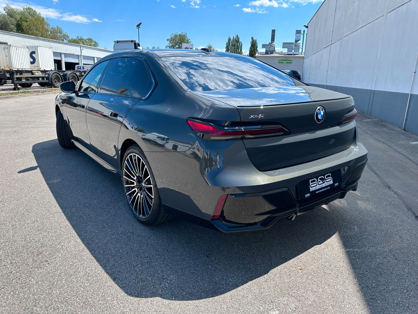 Fahrzeugabbildung BMW 740d xDr M Sport|VOLLAUSSTATTUNG|MWST AUSWB.|