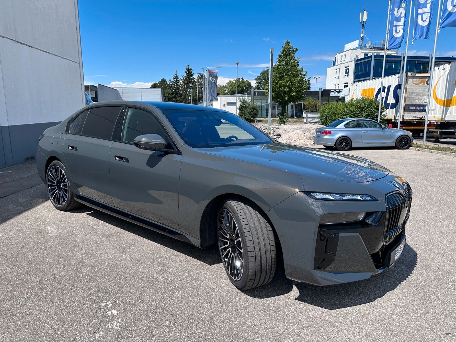 Fahrzeugabbildung BMW 740d xDr M Sport|VOLLAUSSTATTUNG|MWST AUSWB.|