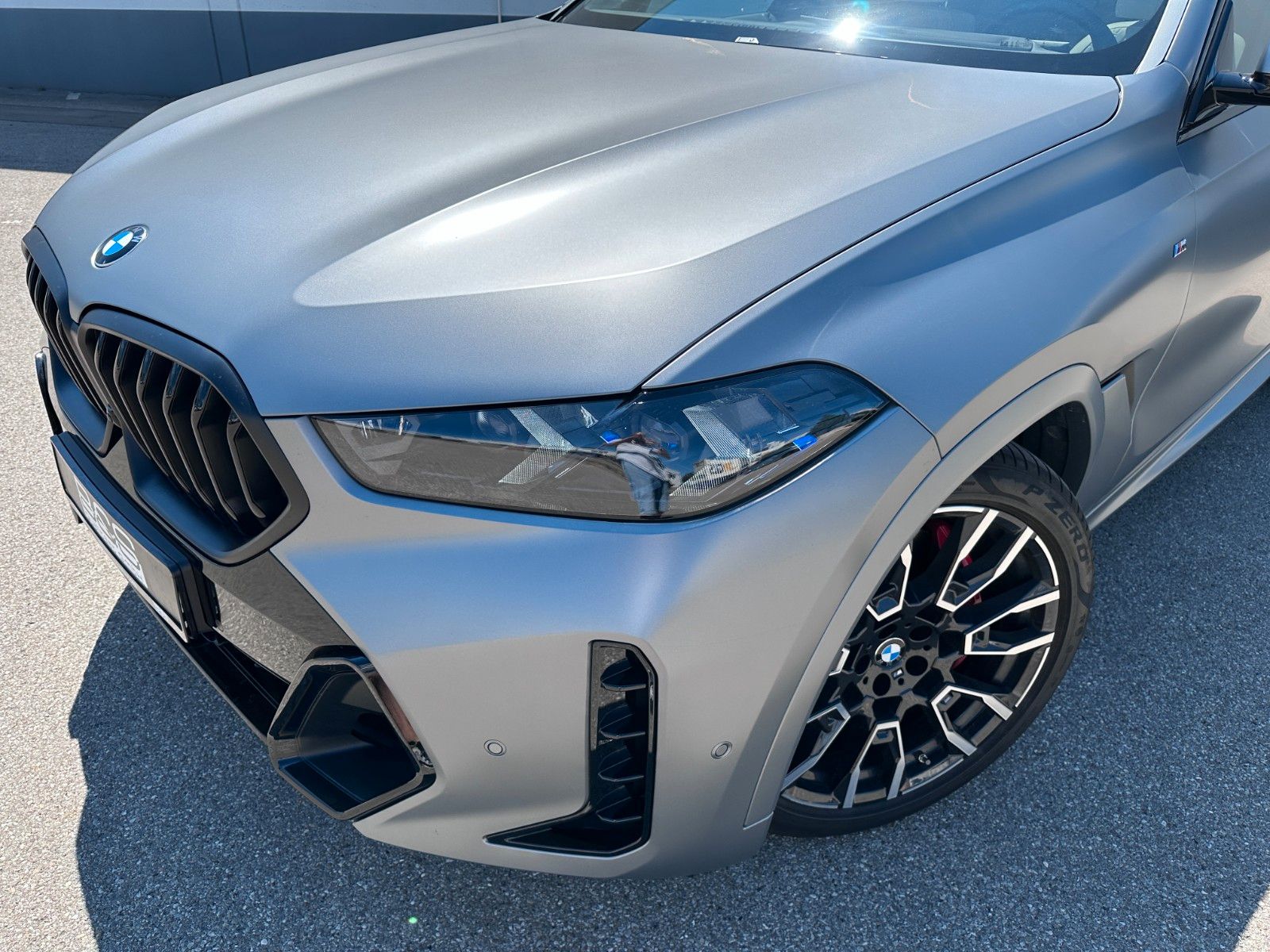 Fahrzeugabbildung BMW X6 30 d xDrive M Sport| VOLL | MWST AUSW | B&W