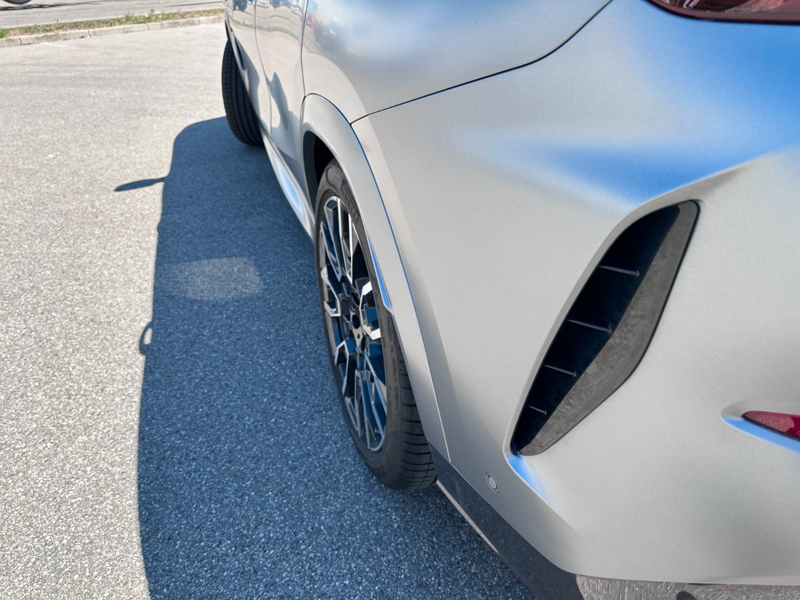 Fahrzeugabbildung BMW X6 30 d xDrive M Sport| VOLL | MWST AUSW | B&W