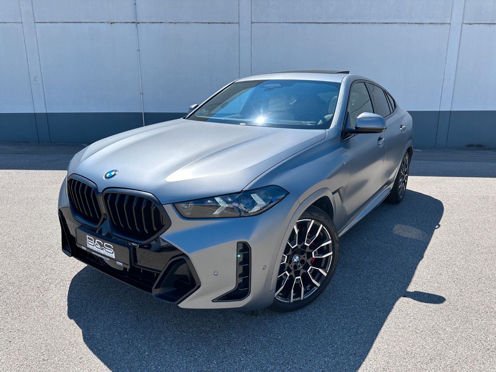 Fahrzeugabbildung BMW X6 30 d xDrive M Sport| VOLL | MWST AUSW | B&W