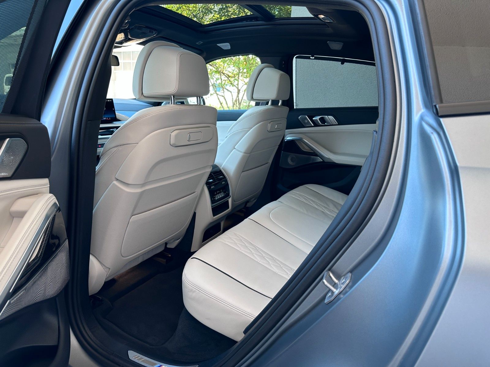 Fahrzeugabbildung BMW X6 30 d xDrive M Sport| VOLL | MWST AUSW | B&W