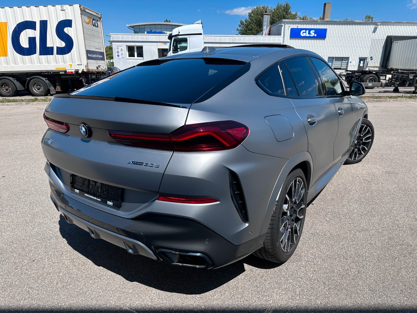 Fahrzeugabbildung BMW X6 30 d xDrive M Sport| VOLL | MWST AUSW | B&W