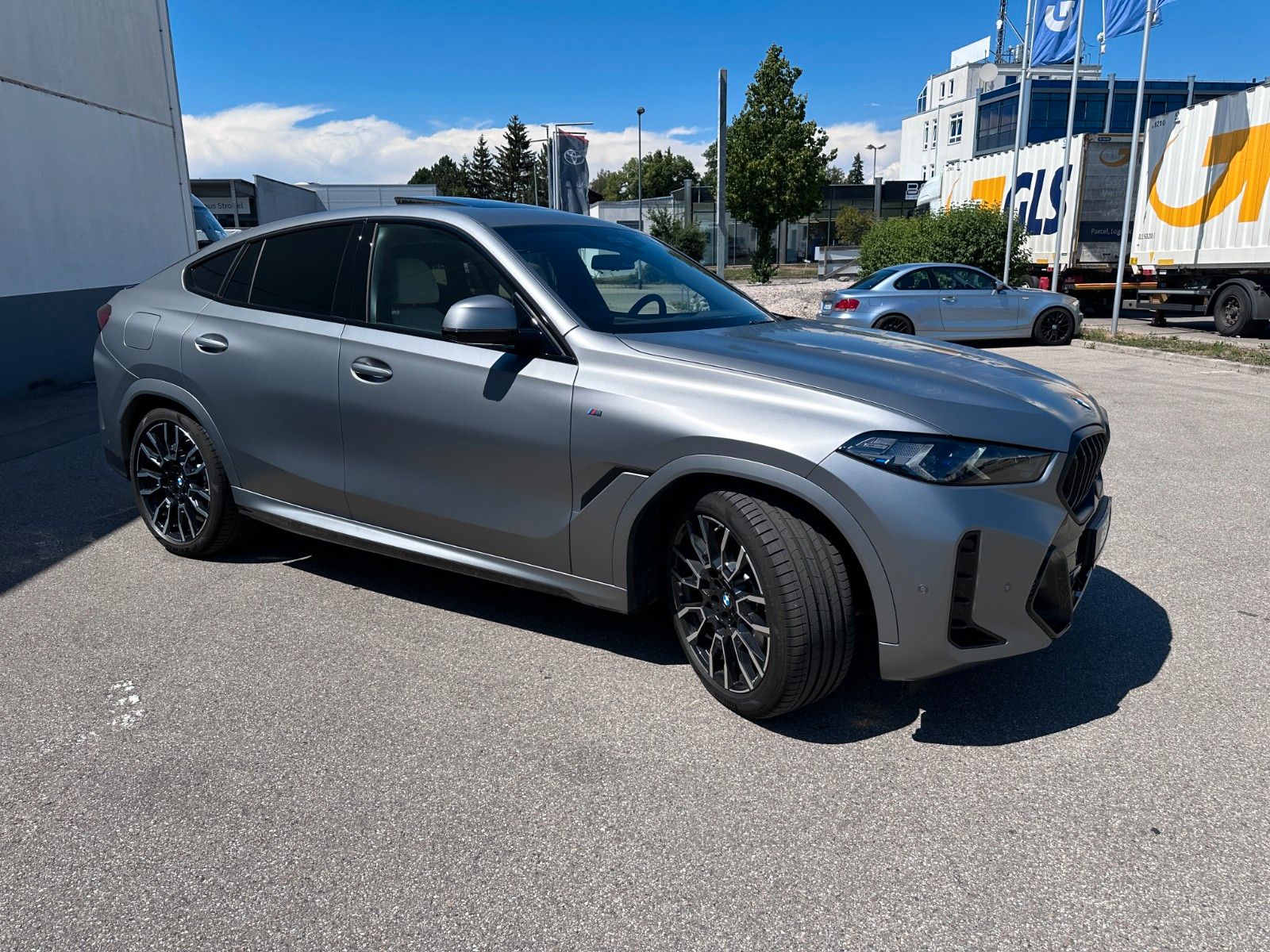 Fahrzeugabbildung BMW X6 30 d xDrive M Sport| VOLL | MWST AUSW | B&W