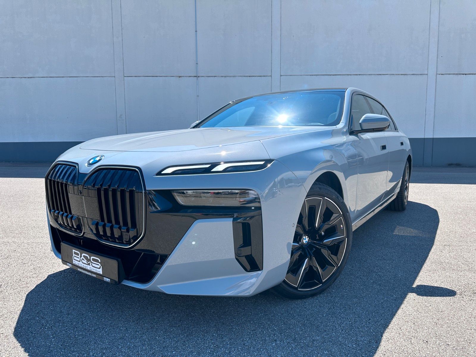 BMW 740d xDr M Sport|FondEnt|Aut.Tür|B&W|Executive|