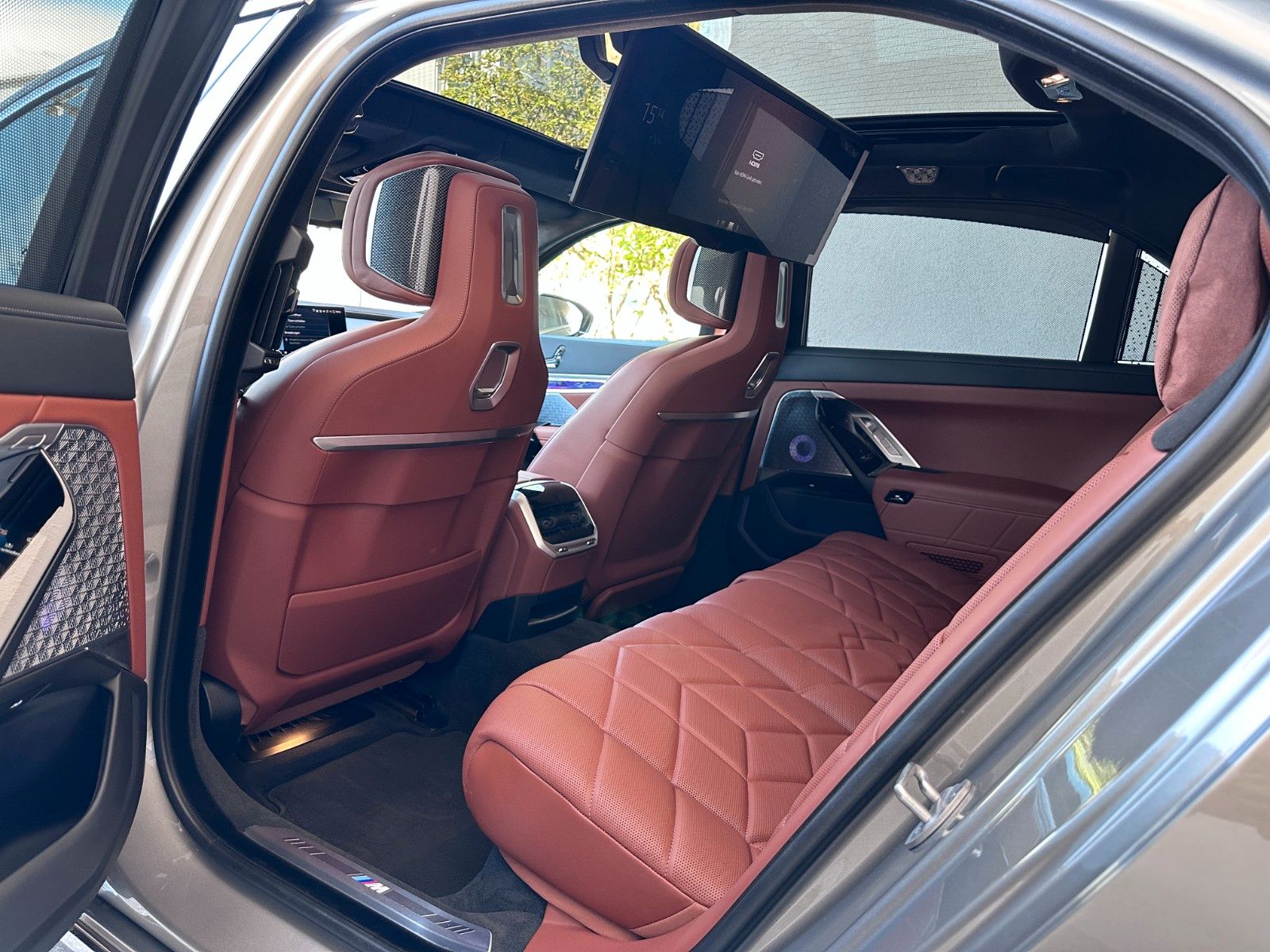 Fahrzeugabbildung BMW 740 d xDr M Sport |Mwst.ausweisbar|VOLLAUSTATUNG