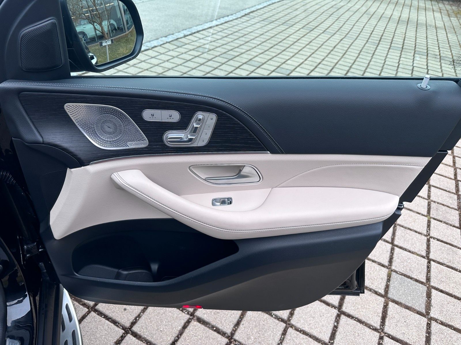 Fahrzeugabbildung Mercedes-Benz GLE 53 AMG 4M+ Cp PREM PLUS|MWST AUSW|UNFALLFREI