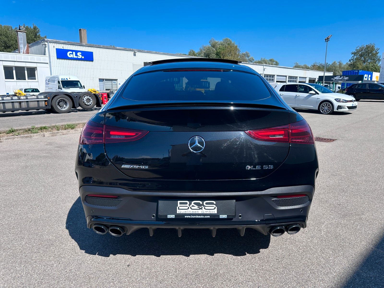 Fahrzeugabbildung Mercedes-Benz GLE 53 AMG 4M+ Cp PREM PLUS|MWST AUSW|UNFALLFREI