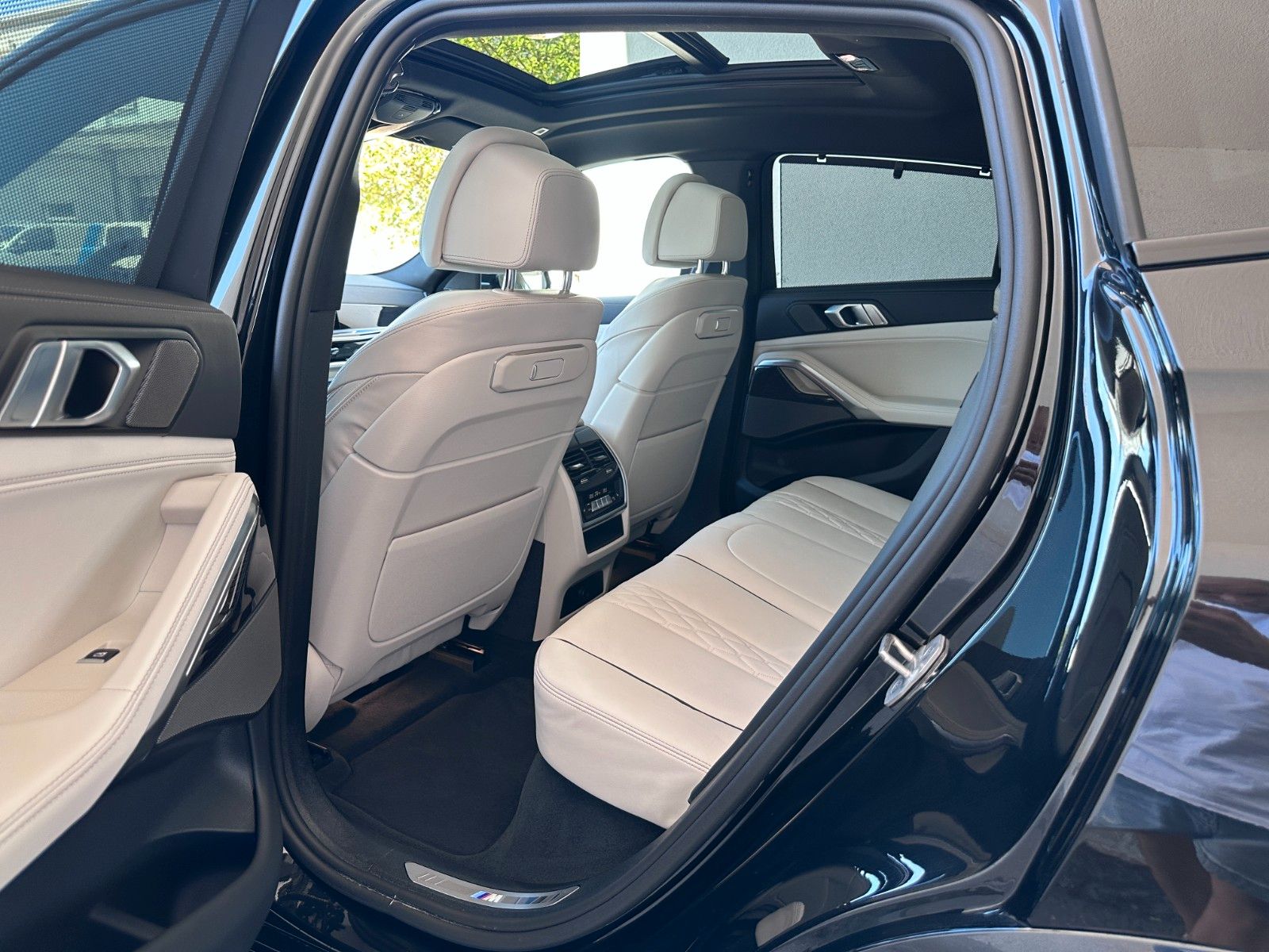 Fahrzeugabbildung BMW X6 40d xDr M Sport | VOLL | UNFALLFR | MWST AUSW