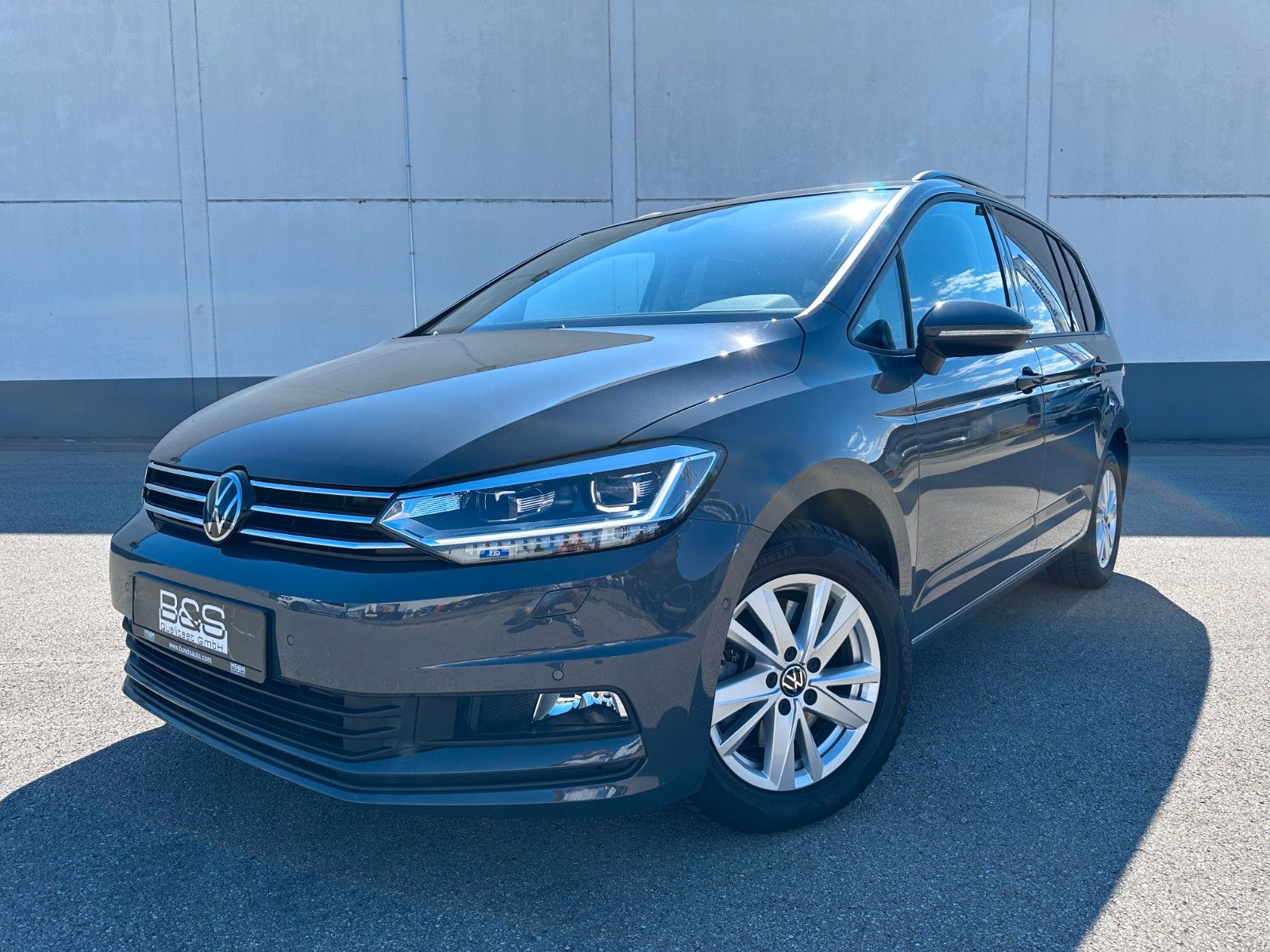 Volkswagen Touran Comfortl|DEUTSCH Fzg|7 SITZ|UNFALLFR|AHK