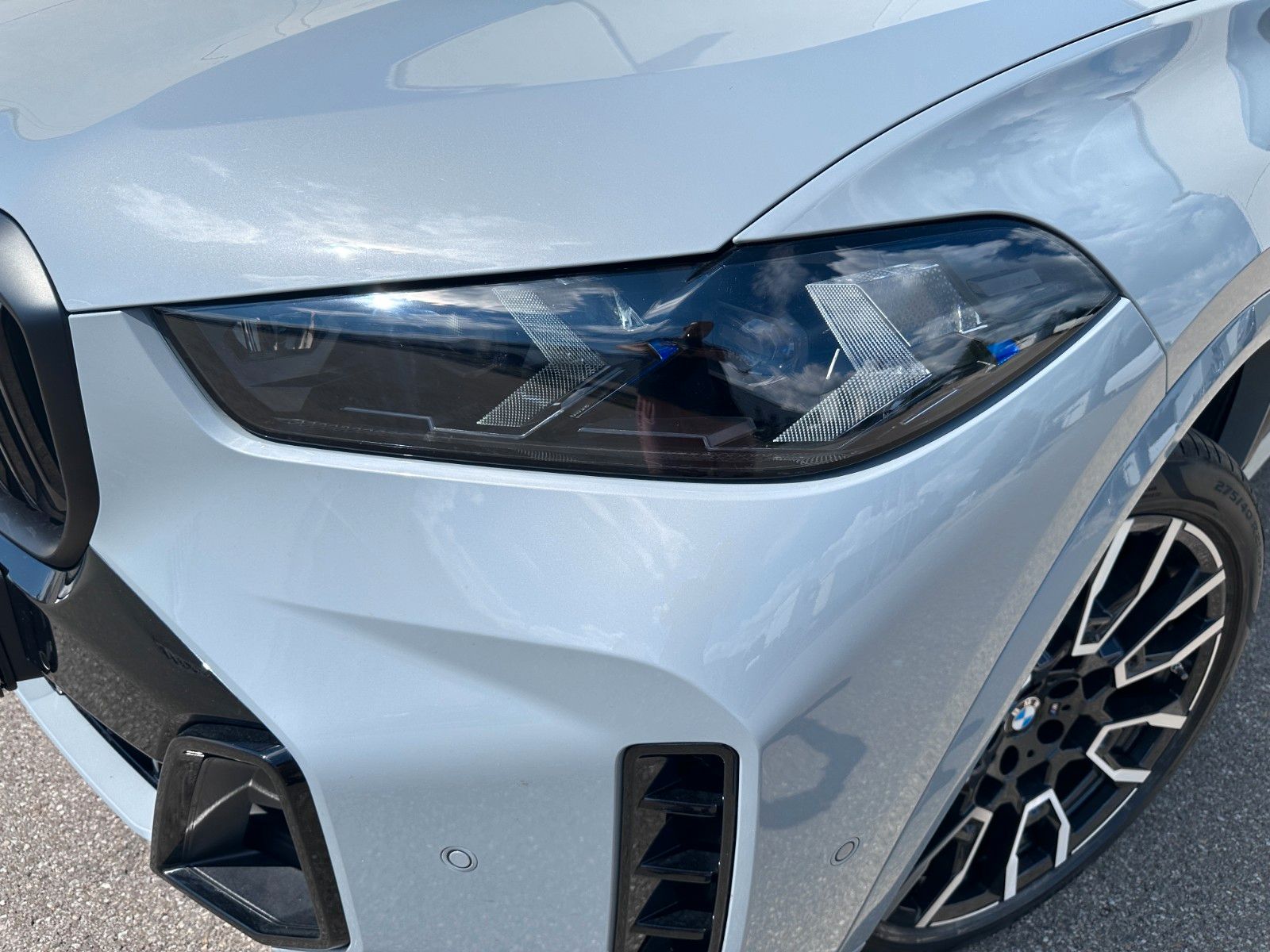 Fahrzeugabbildung BMW X5 30d xDrive M Sport ACC|HUD|PANO|HARMAN|LUFT|