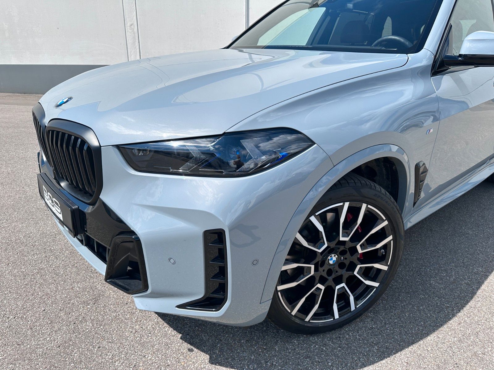 Fahrzeugabbildung BMW X5 30d xDrive M Sport ACC|HUD|PANO|HARMAN|LUFT|